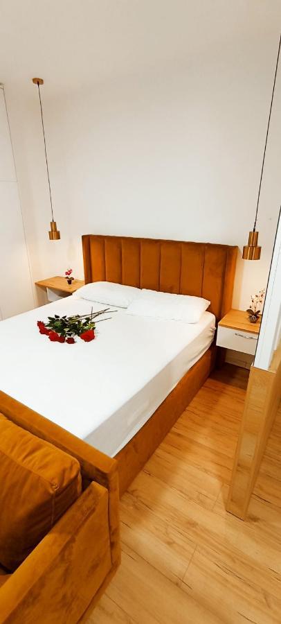 Selvia Apartament Tirana Exterior photo